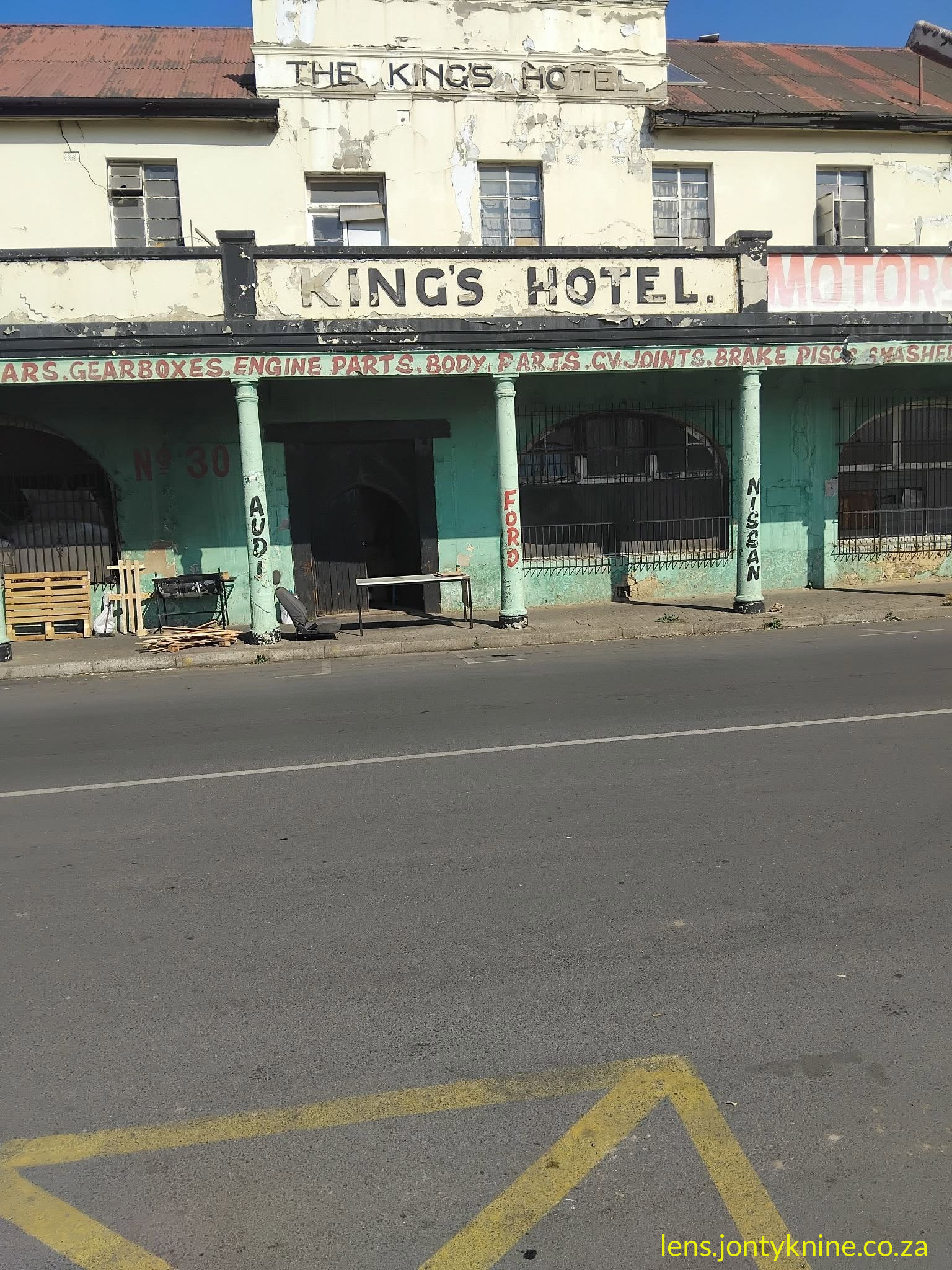 The Kings hotel 0 (0)